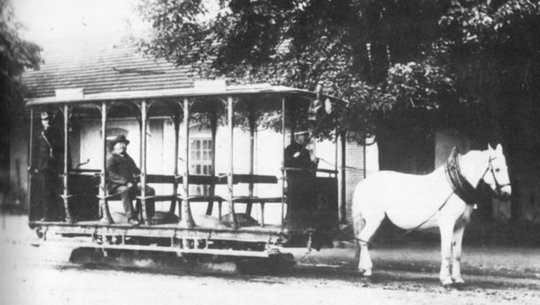 otvorni konjski tramvaj